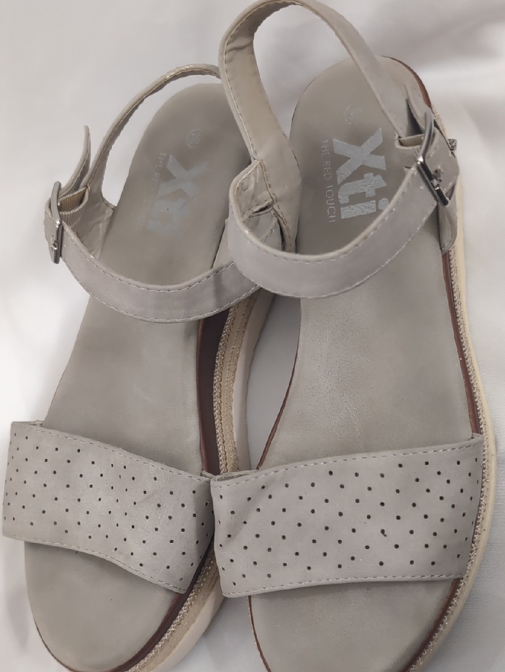 XTI The Red Touch Light Grey Perforated Ankle-Strap Platform Sandals Size 8 1/2